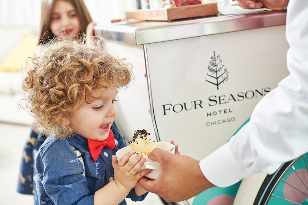 Four Seasons Chicago Ξενοδοχείο Εξωτερικό φωτογραφία